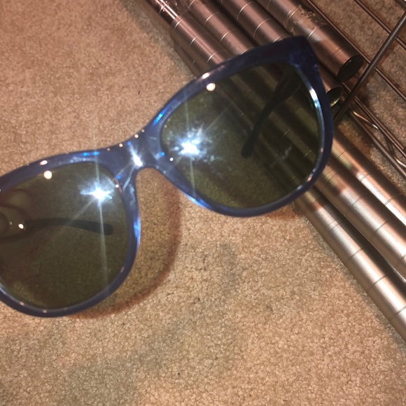 Tory Burch sunglasses - Picture 7 of 7